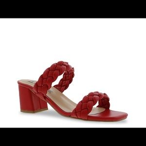 Bellini Fuss Sandal in Red